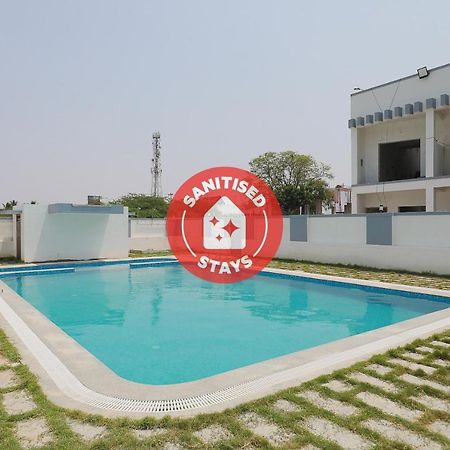 Oyo 38695 Peninsula Holiday Resorts Τσενάι Εξωτερικό φωτογραφία